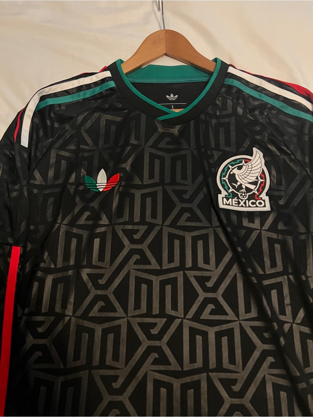 Mexico 2026 World Cup Long Sleeve Third Jersey - Picture 4 of 5